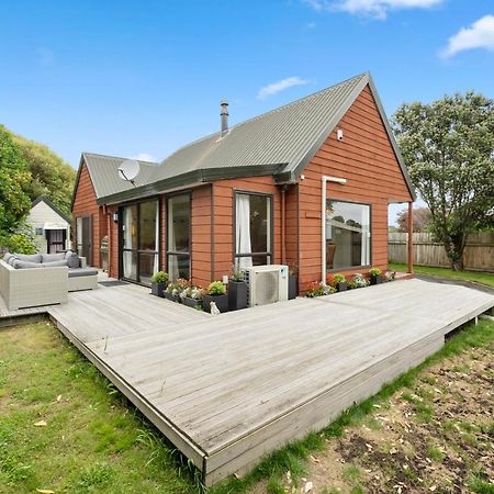 Wharerata - Otaki Beach Holiday Home Exterior photo
